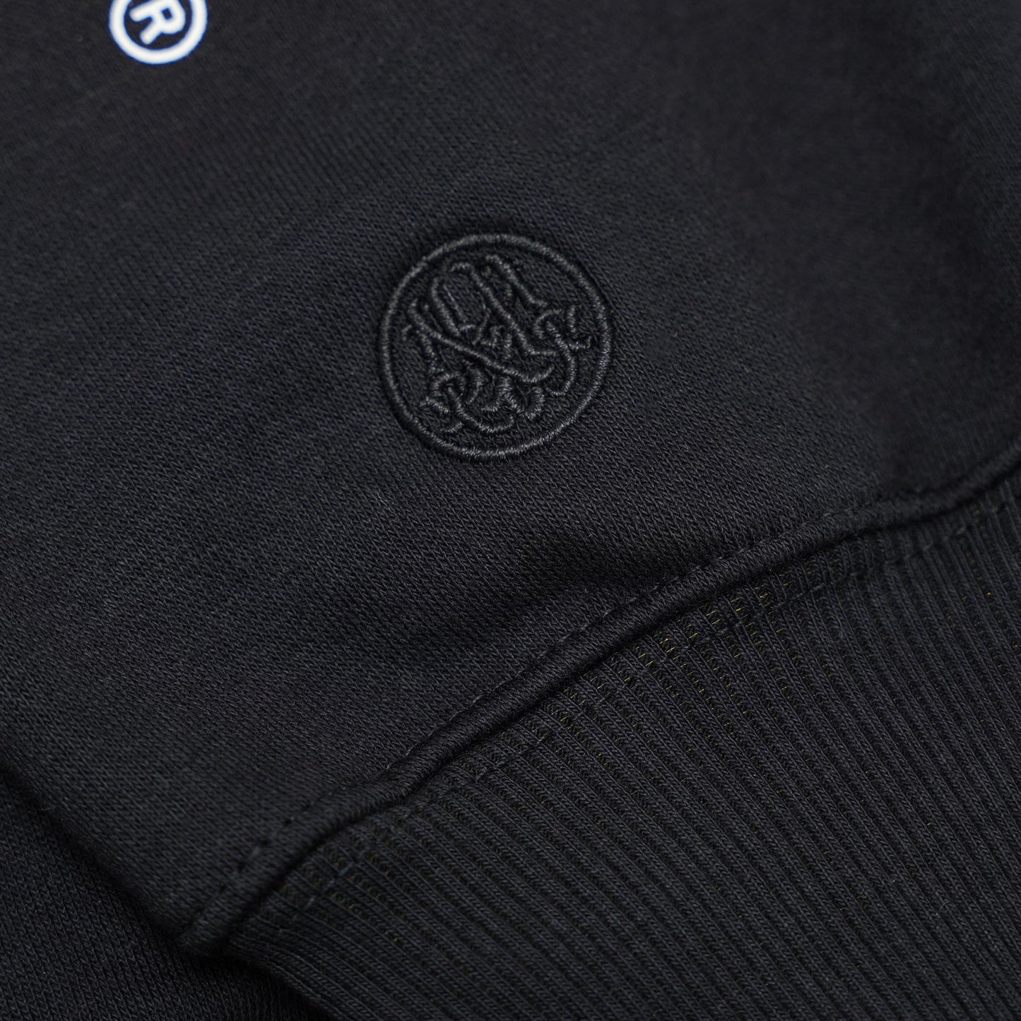 Sudadera Shadow Name